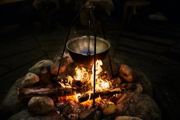 4 základní potraviny, které chutnají lépe nad ohněm