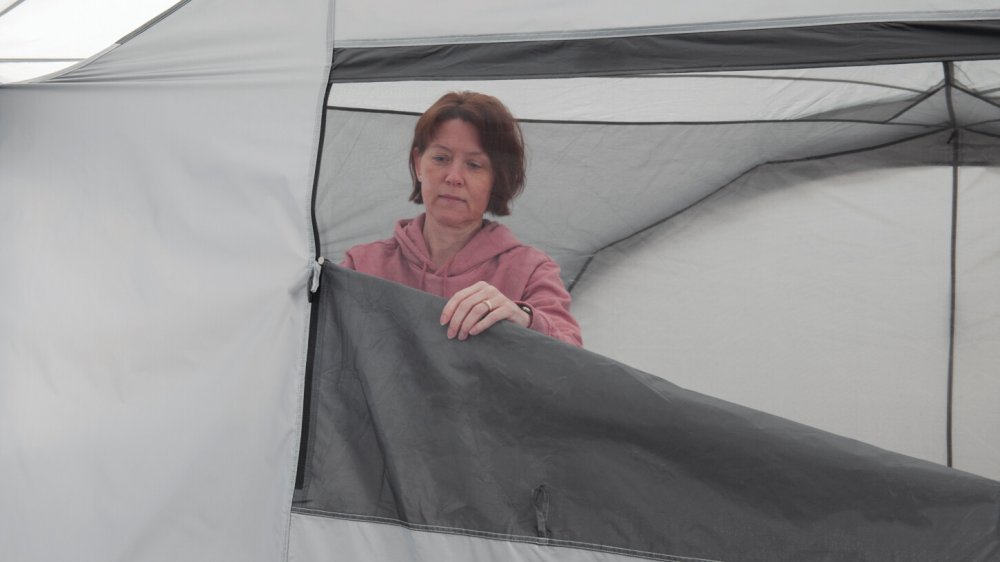 Univerzální přístřešek Easy Camp (obrázek 13)